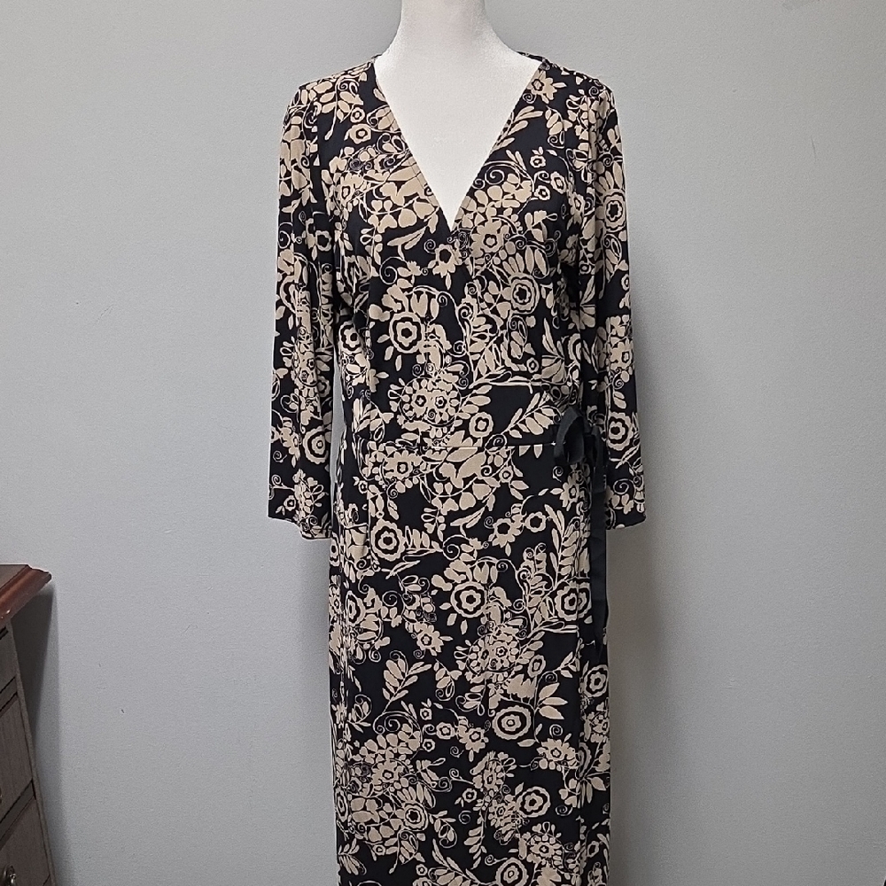 LOFT Floral Long Sleeve Dress in Black and Cream